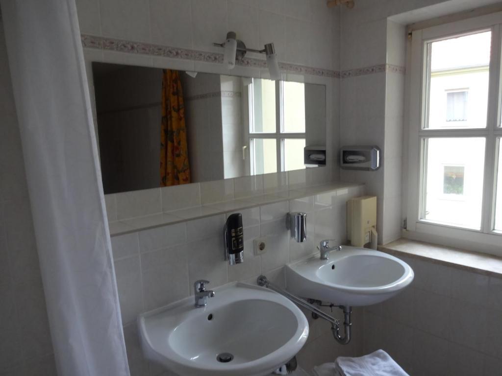 Lausitzhof Hotel Luebbenau Bilik gambar